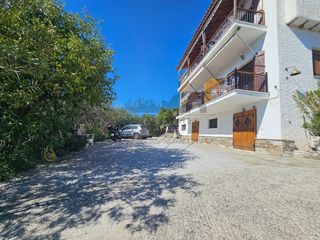 Συγκρότημα διαμερισμάτων 374 τ.μ. για πώληση