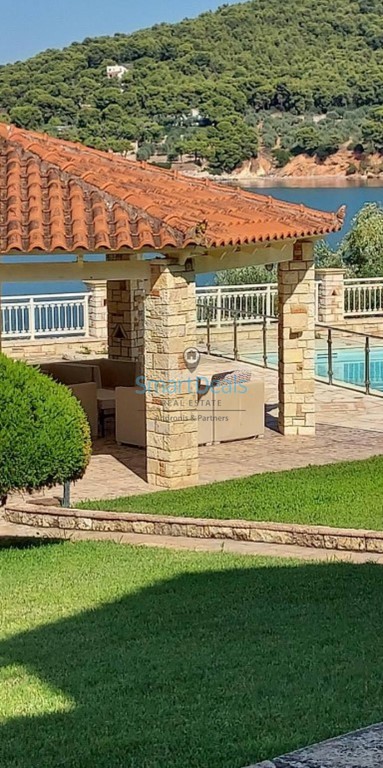 Βίλλα 417 τ.μ. πρός πώληση, Φθιώτιδας, Μαλεσίνα