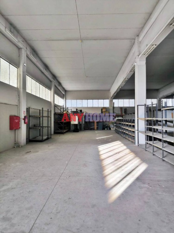 Βιοτεχνικός χώρος 2.700 τ.μ. προς ενοικίαση, Νικόπολη Σταυρούπολης