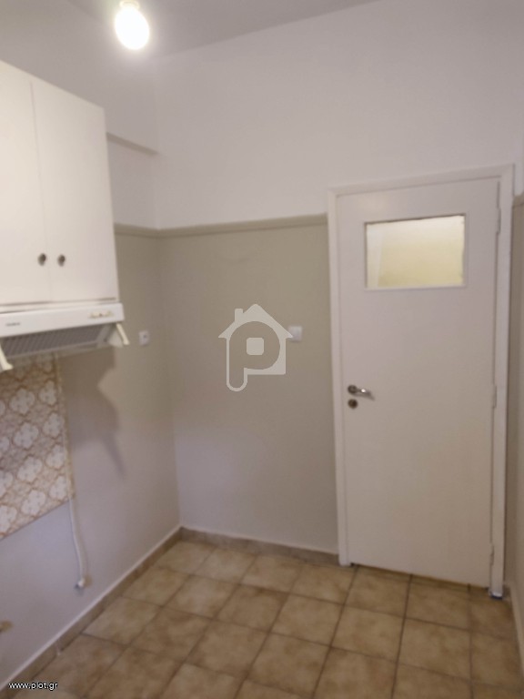 Studio / γκαρσονιέρα 30 τ.μ. προς ενοικίαση, Κέντρο Ζωγράφου