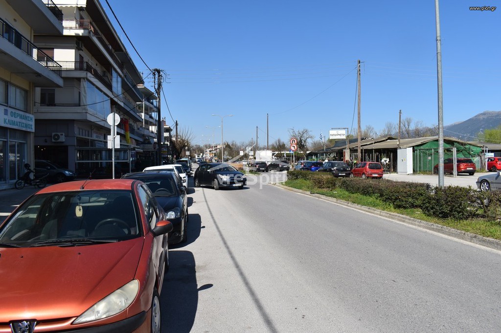 Κατάστημα 210 τ.μ. προς ενοικίαση, Ιωάννινα