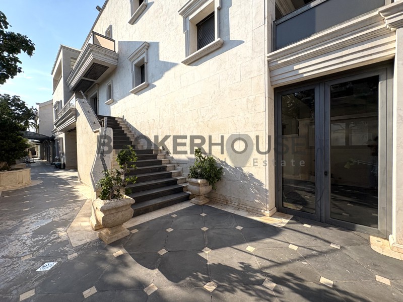 Κτίριο 2.195 τ.μ. πρός πώληση, Αθήνα - Νότια Προάστια, Βάρη- Βάρκιζα