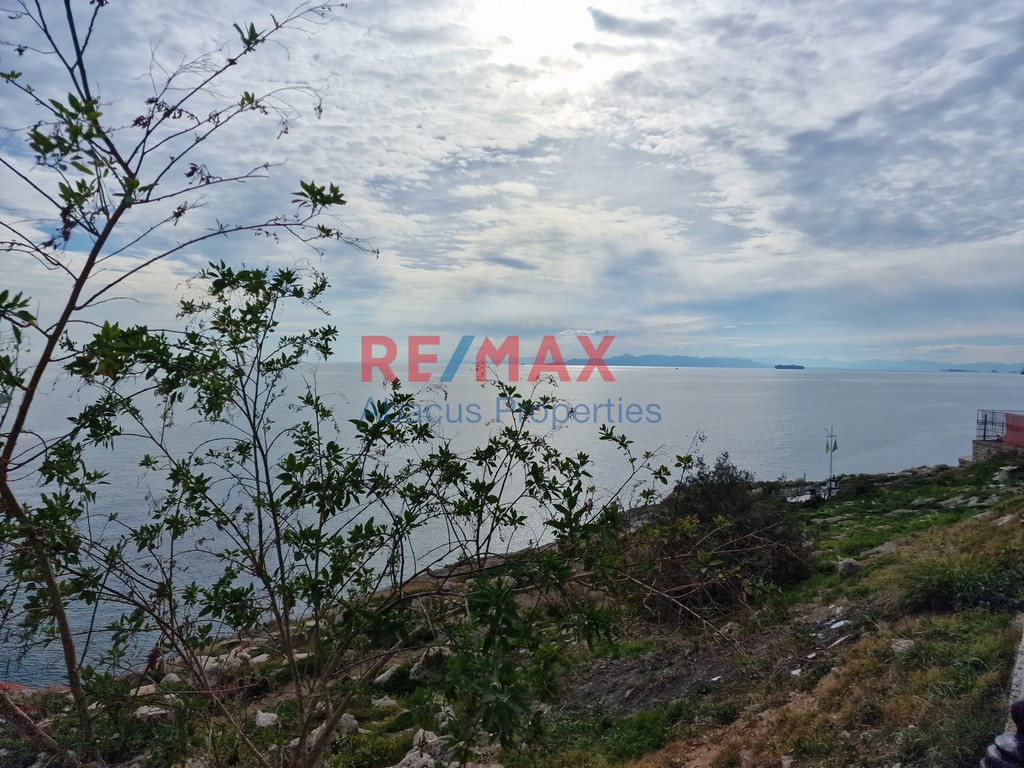 Αποθήκη 285 τ.μ. πρός πώληση, Πειραιάς, Λιμάνι