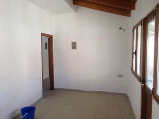 Γραφείο 135 τ.μ. πρός ενοικίαση, Εύβοια, Χαλκίδα-thumb-1