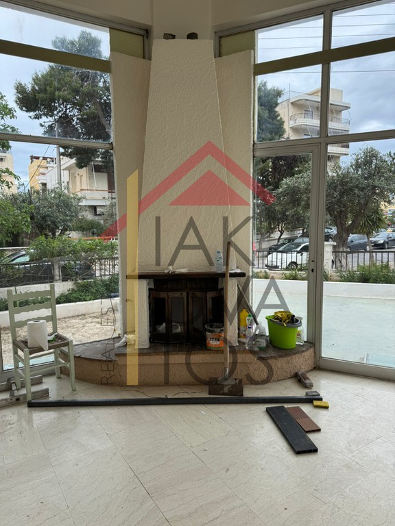 Κατάστημα 240 τ.μ. πρός ενοικίαση, Αθήνα - Νότια Προάστια, Γλυφάδα