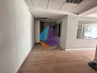 Κατάστημα 290 τ.μ. για ενοικίαση, Μεσσηνία, Καλαμάτα-thumb-3