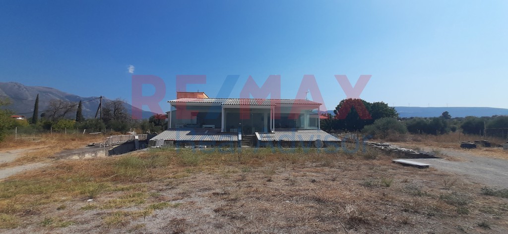 Κατάστημα 639 τ.μ. προς πώληση, Αμάρυνθος