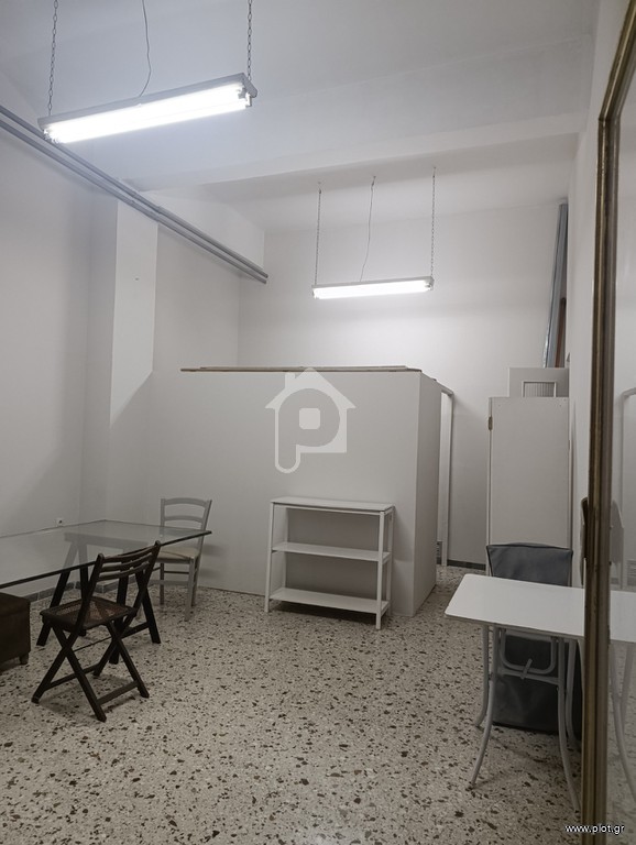 Κατάστημα 29 τ.μ. προς ενοικίαση, Ρουφ Αθήνας