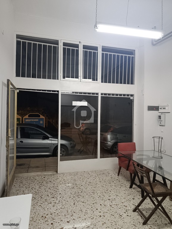 Κατάστημα 29 τ.μ. προς ενοικίαση, Ρουφ Αθήνας