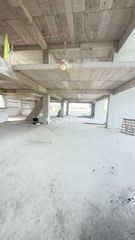 Office 600 sqm for sale