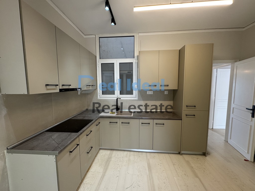 Γραφείο 115 τ.μ. πρός ενοικίαση, Αθήνα - Νότια Προάστια, Γλυφάδα