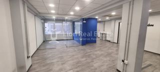 Office 118 sqm for rent