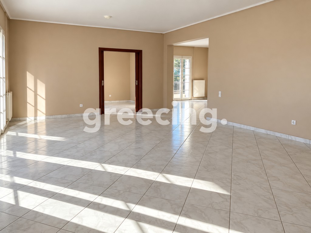 Διαμέρισμα 310 τ.μ. προς ενοικίαση, Αθήνα - Βόρεια Προάστια, Κηφισιά