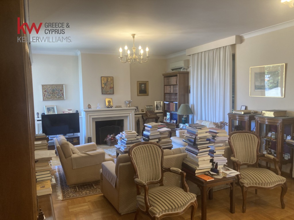 Διαμέρισμα 130 τ.μ. πρός πώληση, Αθήνα - Βόρεια Προάστια, Κηφισιά