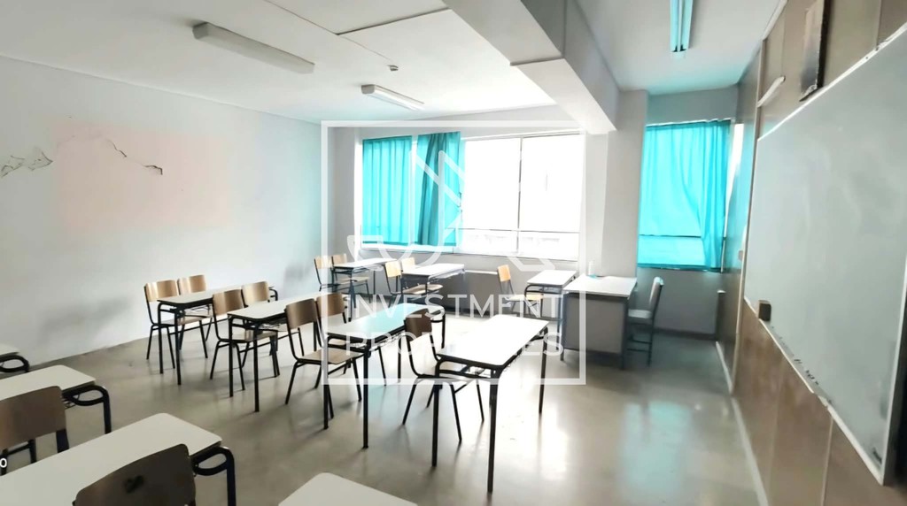 Επιχειρηματικό κτίριο 2.070 τ.μ. πρός πώληση, Πειραιάς, Τερψιθέα