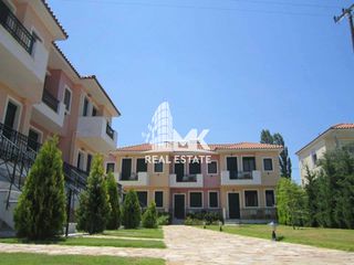 Συγκρότημα διαμερισμάτων 530 τ.μ. πρός πώληση, Ν. Λέσβου, Λέσβος - Γέρας-thumb-13