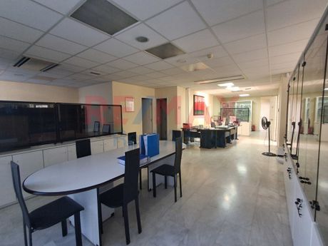 Office 110 sqm for rent