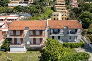 Building 200 sqm for sale