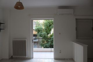 Studio / γκαρσονιέρα 27 τ.μ. προς ενοικίαση, Αγία Σοφία Πάτρας-thumb-2