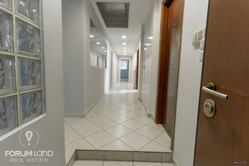 Γραφείο 500 τ.μ. πρός ενοικίαση, Θεσσαλονίκη - Περιφ/Κοί Δήμοι, Καλαμαριά