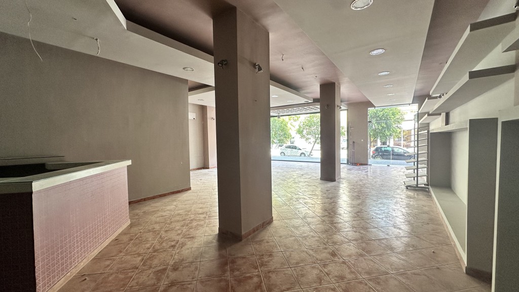 Κατάστημα 395 τ.μ. πρός πώληση, Θεσσαλονίκη - Περιφ/Κοί Δήμοι, Σταυρούπολη