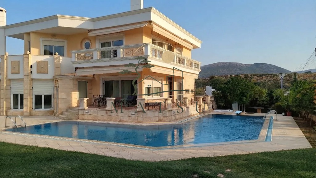 Βίλλα 500 τ.μ. πρός ενοικίαση, Αθήνα - Νότια Προάστια, Βάρη- Βάρκιζα