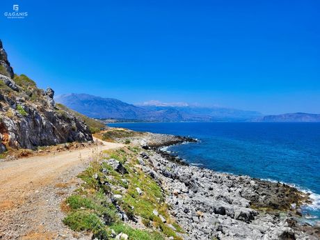 Οικόπεδο 53.000 τ.μ. πρός πώληση