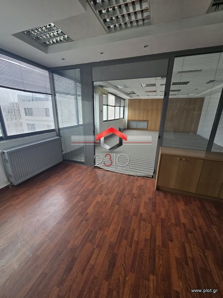 Γραφείο 250 τ.μ. πρός ενοικίαση, Θεσσαλονίκη - Κέντρο, Βαρδάρης