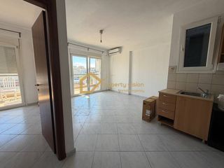 Studio / γκαρσονιέρα 50 τ.μ. για ενοικίαση, Θεσσαλονίκη - Κέντρο, Βαρδάρης-thumb-1