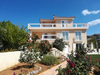 Μονοκατοικία 245 τ.μ. για πώληση