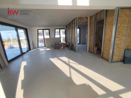 Office 170 sqm for rent