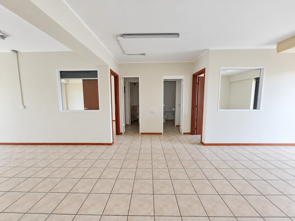 Γραφείο 130 τ.μ. πρός ενοικίαση, Αθήνα - Βόρεια Προάστια, Μαρούσι