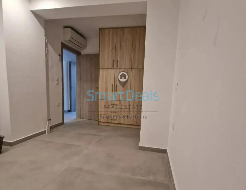 Μεζονέτα 240 τ.μ. πρός ενοικίαση, Αττική - Υπόλοιπο, Καλύβια Θορικού