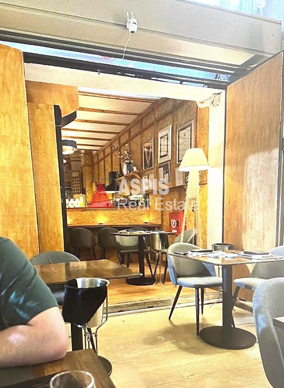 Κατάστημα 45 τ.μ. προς ενοικίαση, Πλατεία Κλαυθμώνος