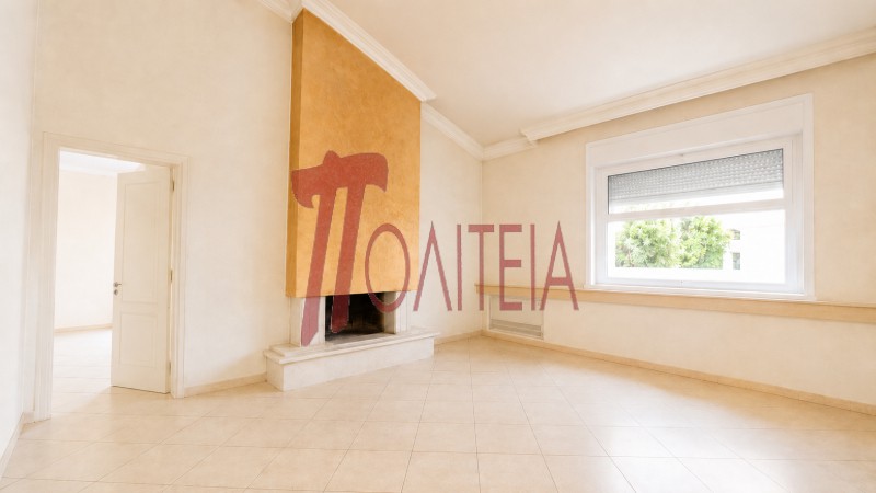 Διαμέρισμα 230 τ.μ. προς πώληση, Πλατεία Δημοκρατίας Χολαργού