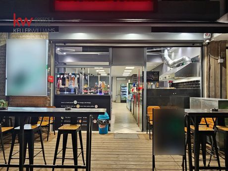 Business 141 sqm for sale