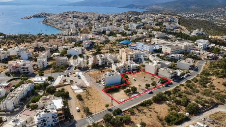 Οικόπεδο 2.600 τ.μ. πρός πώληση