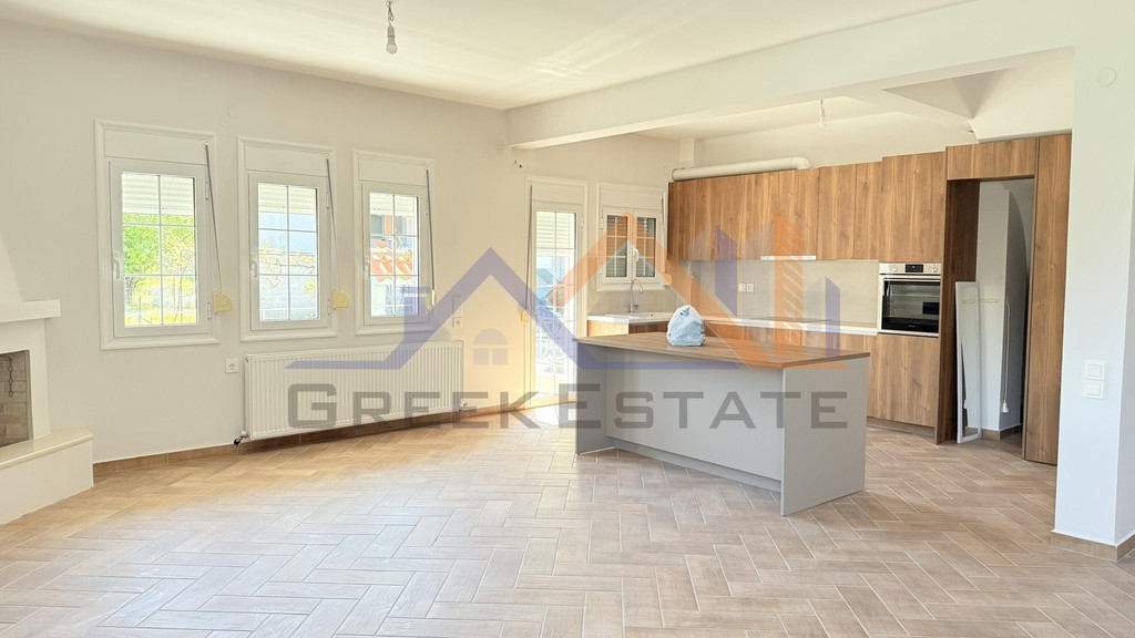 Διαμέρισμα 115 τ.μ. πρός πώληση, Ν. Ιωαννίνων, Ανατολή