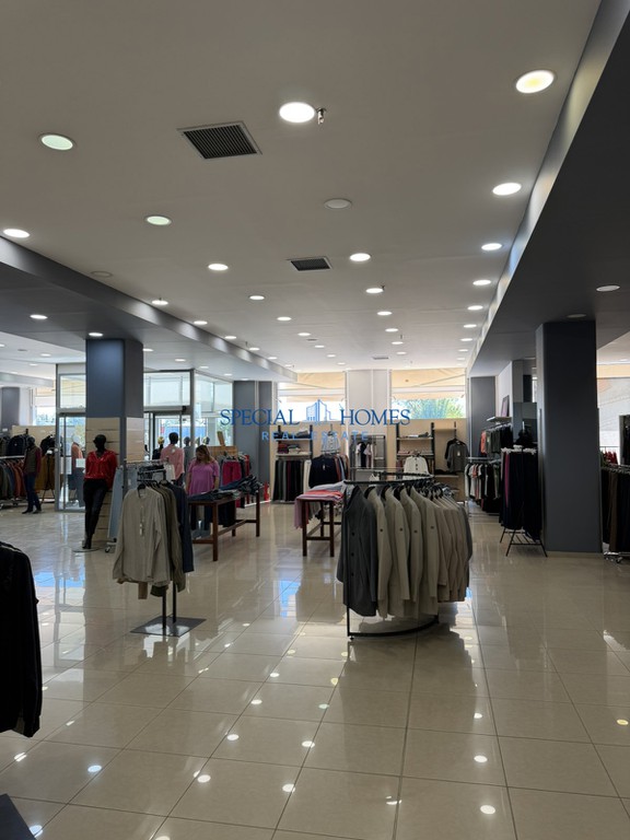 Κατάστημα 1.000 τ.μ. προς ενοικίαση, Πυλαία