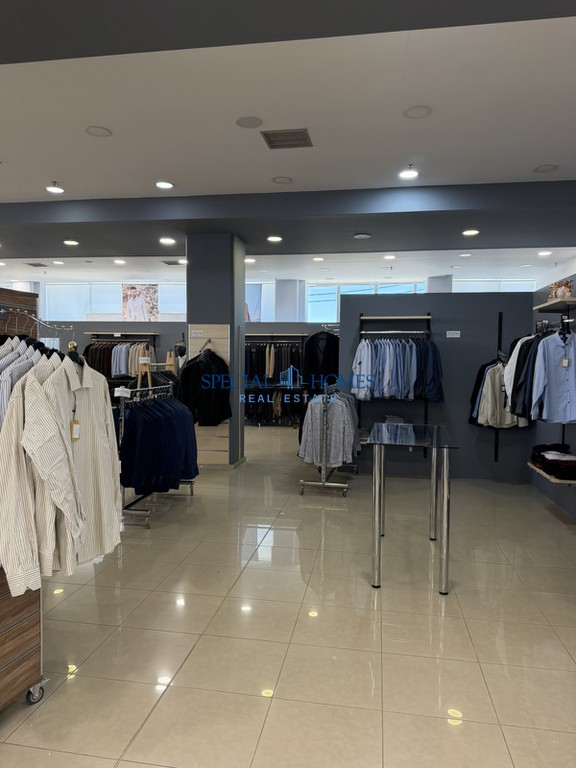 Κατάστημα 1.000 τ.μ. προς ενοικίαση, Πυλαία