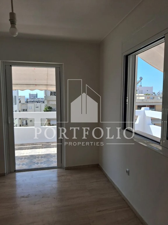 Studio / γκαρσονιέρα 32 τ.μ. πρός ενοικίαση, Αθήνα - Νότια Προάστια, Παλαιό Φάληρο