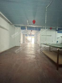 Επιχειρηματικό κτίριο 220 τ.μ. πρός ενοικίαση