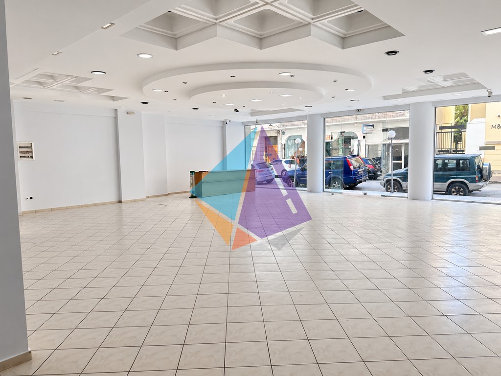 Store 310 sqm for rent, Messinia, Kalamata