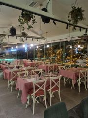 Επιχείρηση 150 τ.μ. για πώληση