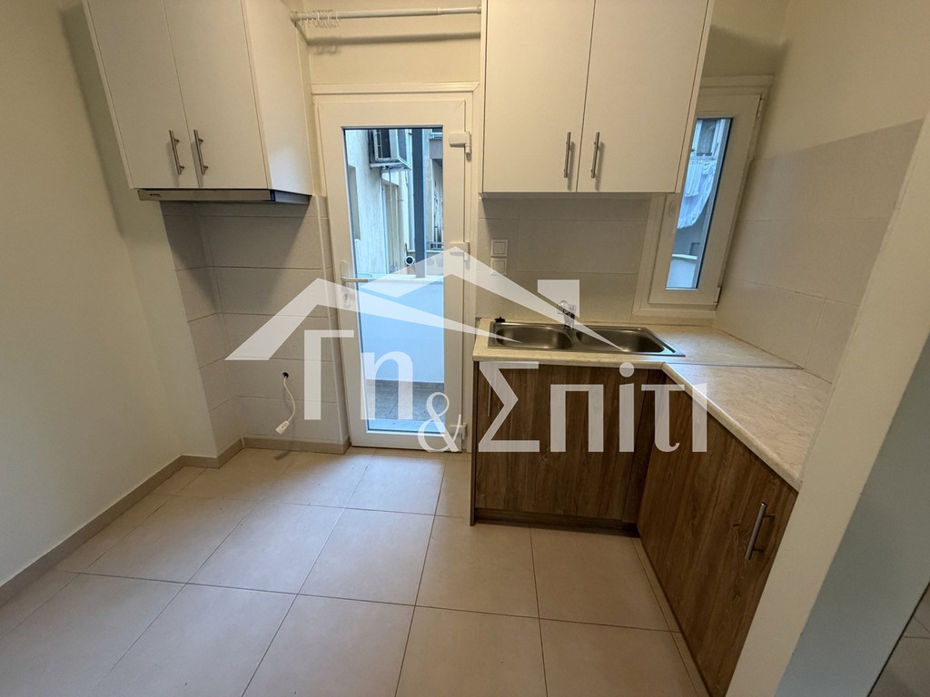 Studio / γκαρσονιέρα 30 τ.μ. προς ενοικίαση, Λιμνοπούλα