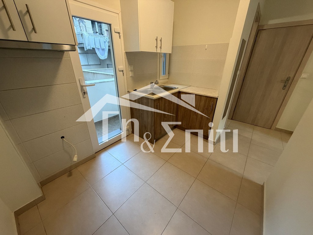 Studio / γκαρσονιέρα 30 τ.μ. προς ενοικίαση, Λιμνοπούλα