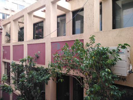 Επιχειρηματικό κτίριο 220 τ.μ. προς πώληση
