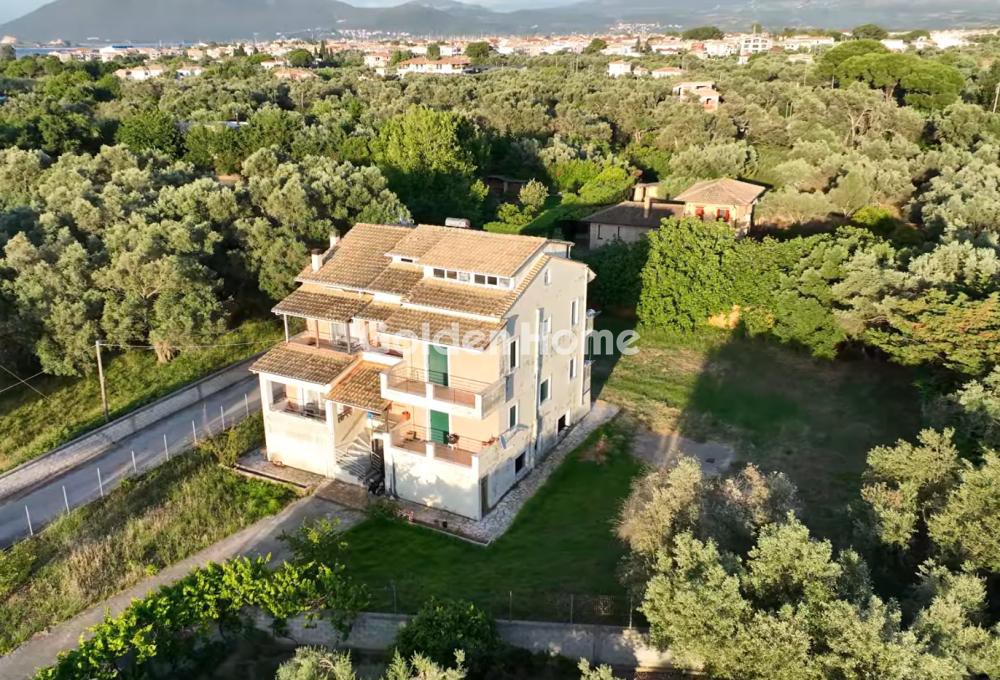 Μονοκατοικία 475 τ.μ. πρός πώληση, Αιτωλοακαρνανία, Κεκροπία (παλαίρου)
