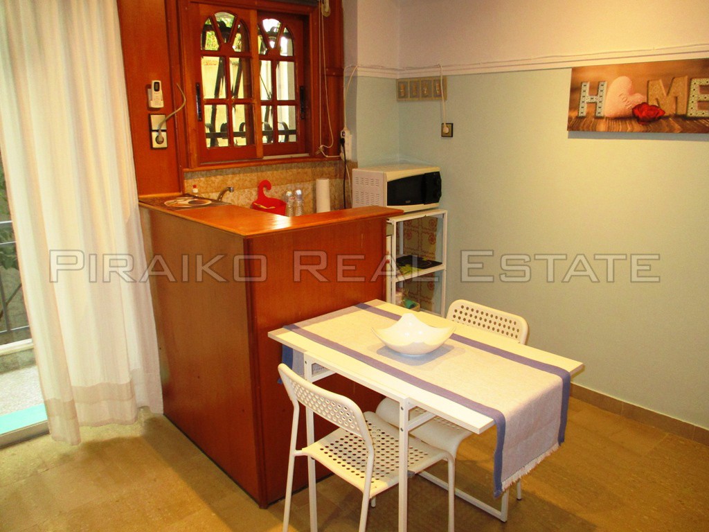 Studio / γκαρσονιέρα 28 τ.μ. πρός ενοικίαση, Πειραιάς, Φρεαττύδα