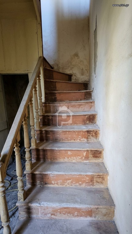 Οικόπεδο 168 τ.μ. προς πώληση, Τρεις Καμάρες